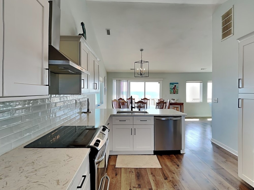 A Grande Green by Topsail Realty