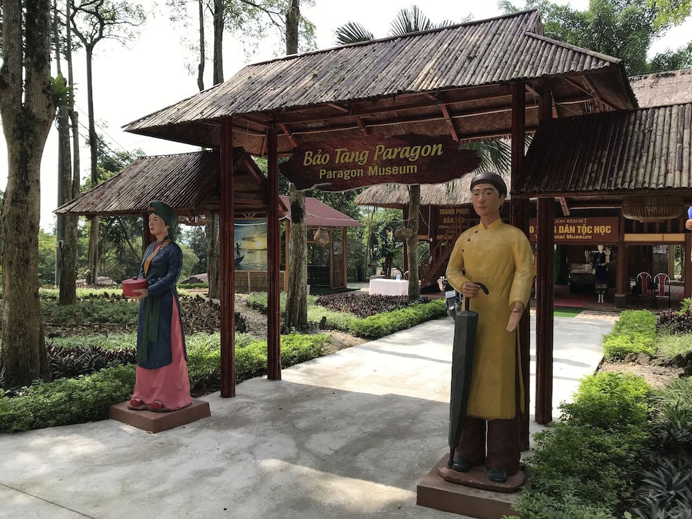 Paragon Resort