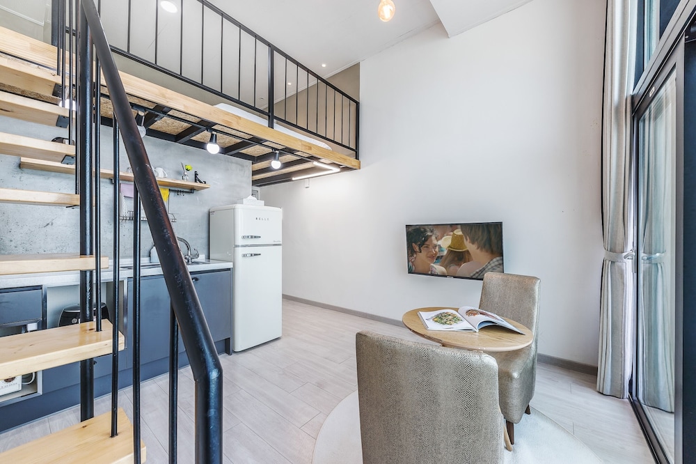 Yeosu Lastella Spa Pet-friendly Pension