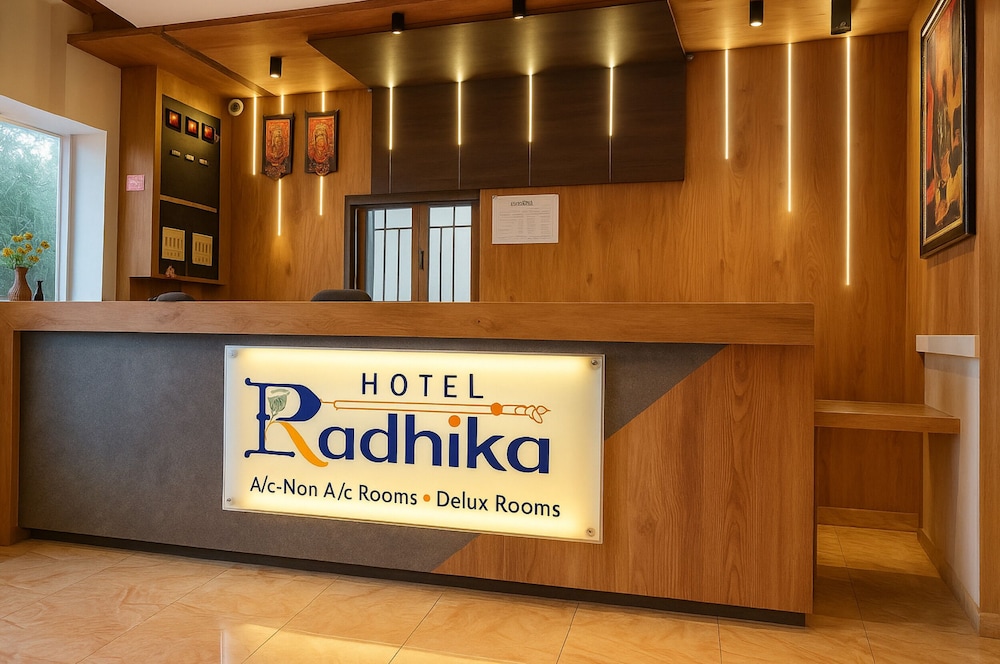 Hotel Radhika