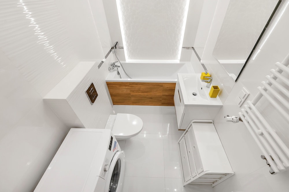 Lumina stylish apart with balcony view 4