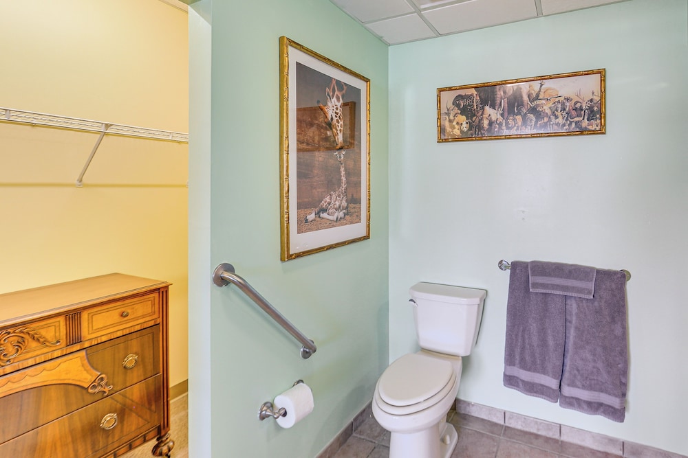 1 Mi to Allegheny River: New Kensington Studio!
