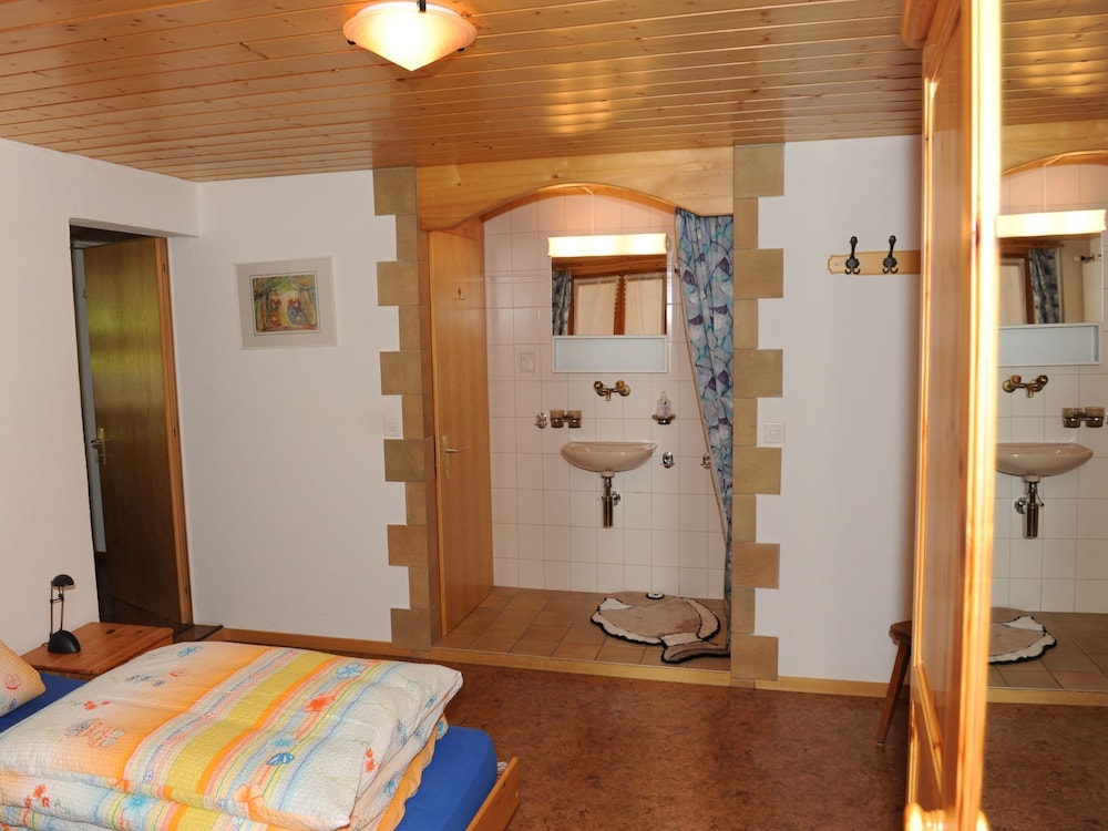 Spacious Apartment in Saint Niklaus near Mattertal Ski Area view 2