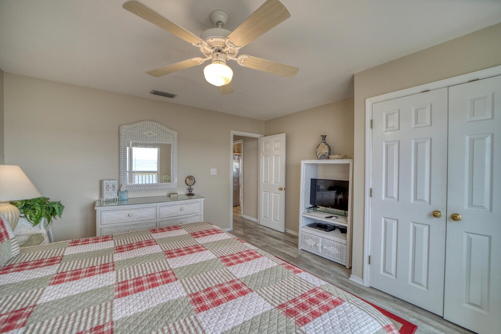 Rainbows End - 100-b Shell Ct view 5