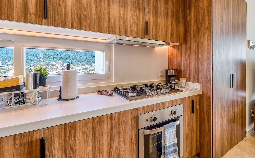 Harbor 171 by Naya Homes