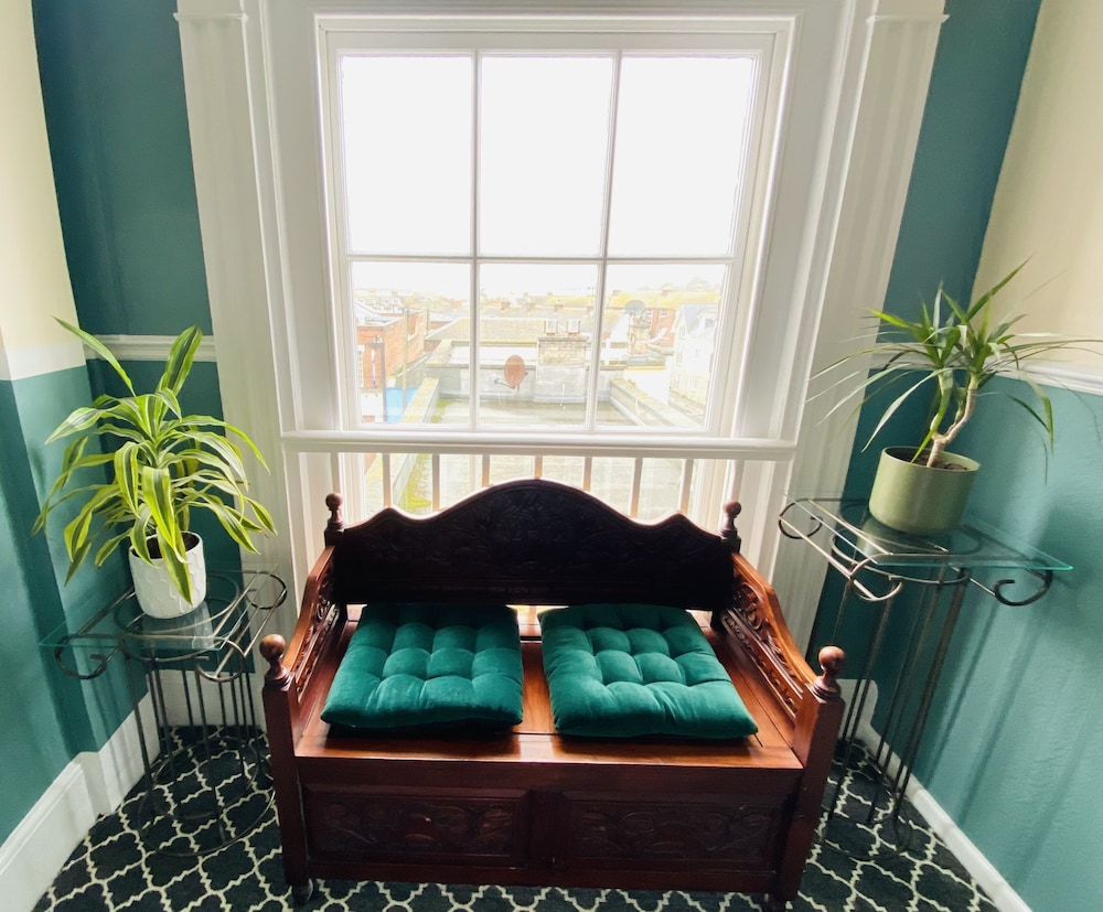 The Angove Guest House