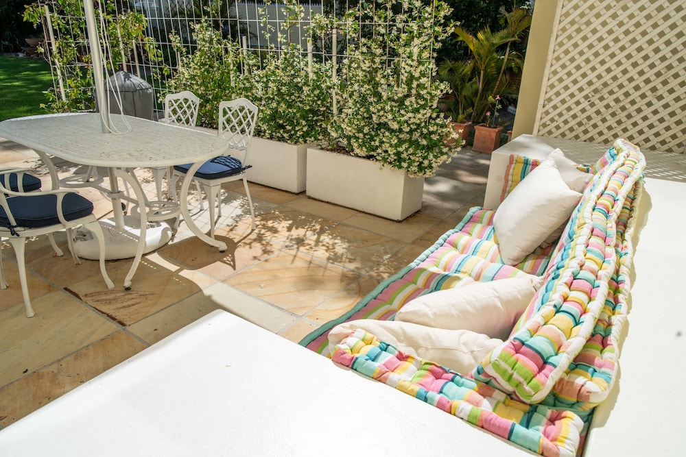Constantia Cottages