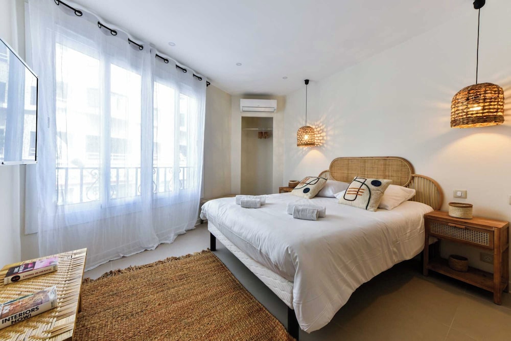 Cozy Apartment Juan-les-pins / 200m Beach