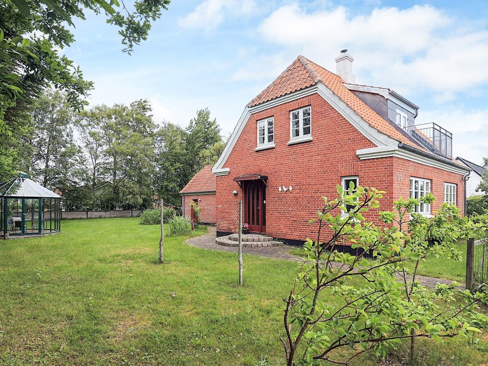 6 Person Holiday Home in Albaek