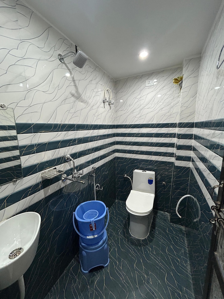 Shree Gomukh Residency