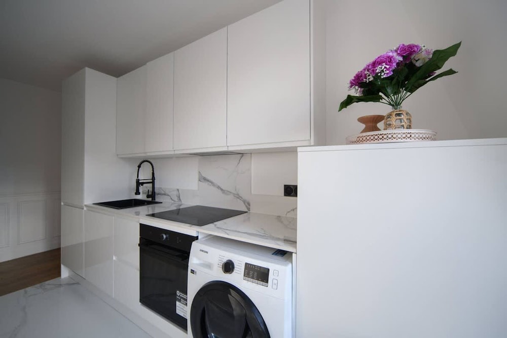 Superb Apt-passy-mobility Lease