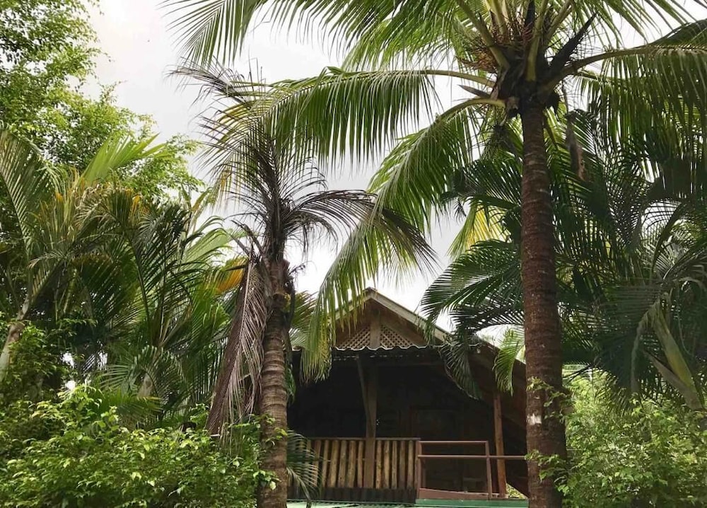 Hotel Beach Cabinas - Image 1