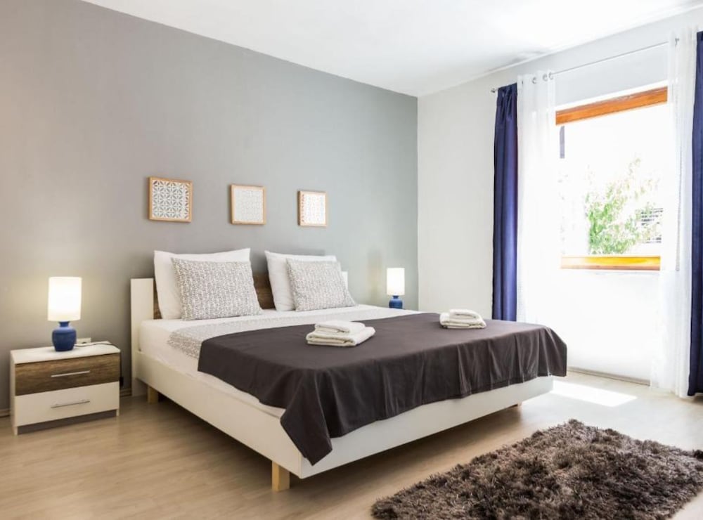 Charming Zadar Apartment Near Old Town With Convenient Access to Beaches
