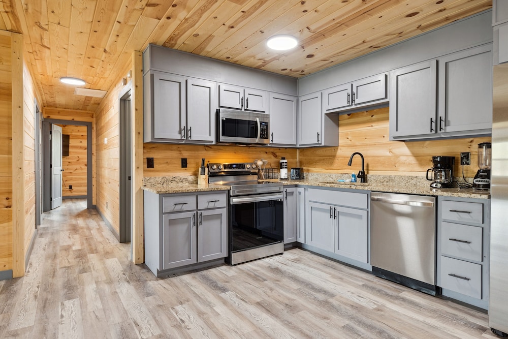 Starlight Valley 3 Bedroom Cabin