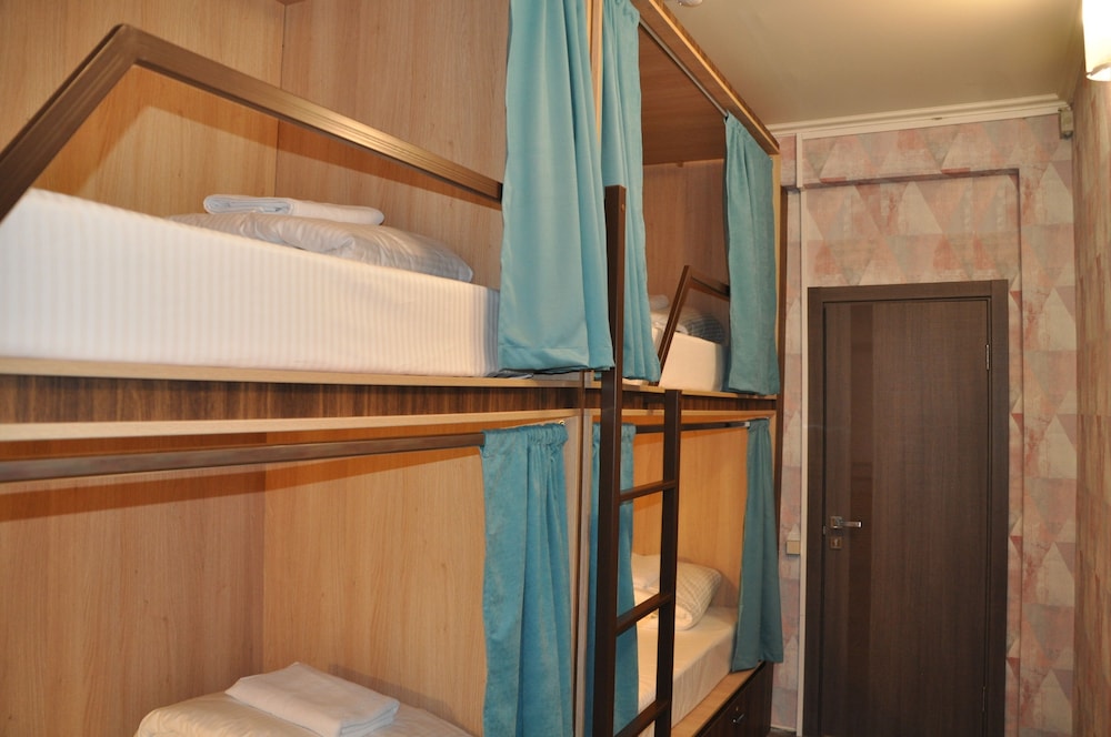 Pikasso - Hostel