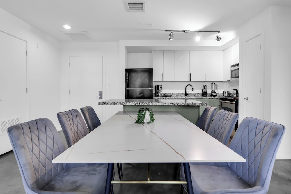 Phoenix Urban Luxury Escape