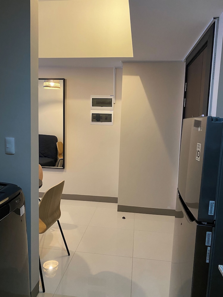 Uptown Park Suites Tower 1