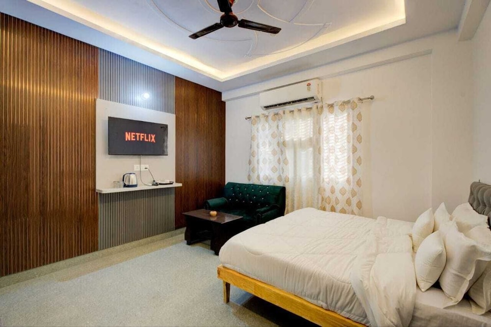 Amara Inn