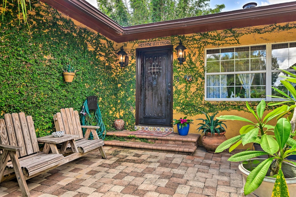 Sarasota Getaway w/ Private Pool & Backyard Oasis!