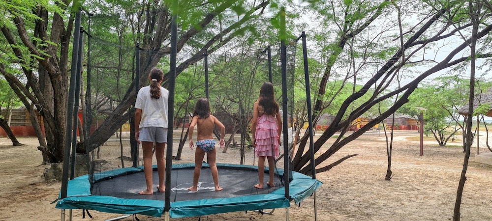 Hakuna Lodge