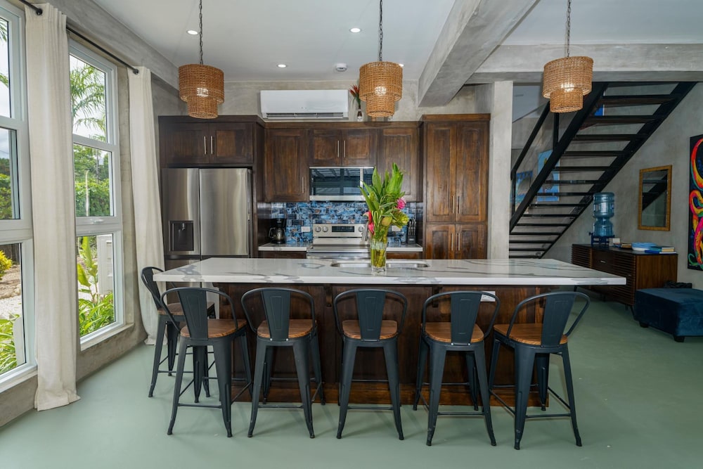 Conmigos 3 Bedroom Condo - Unit 1