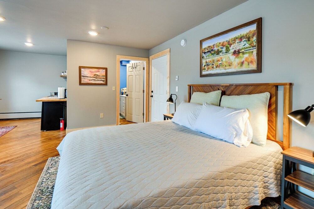Cozy Meredith Studio Near Lakes & Downtown