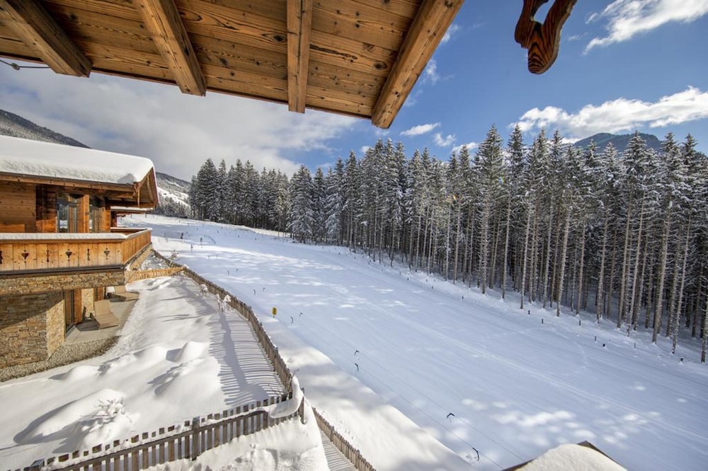 Chalet in Neukirchen by Ski Lift & Slopes