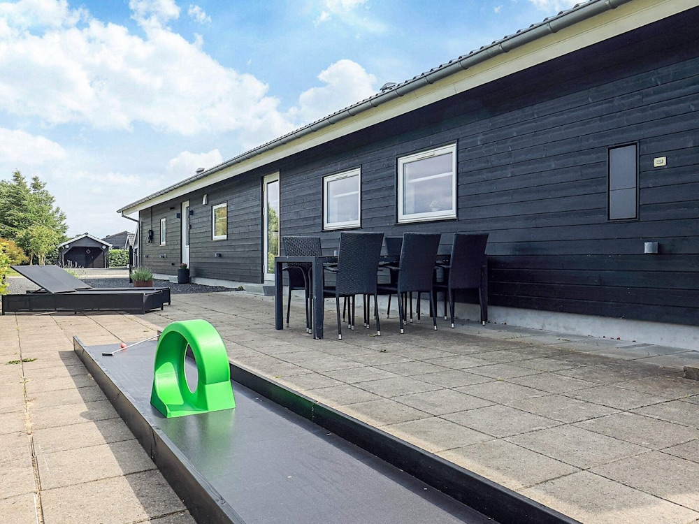 5 Star Holiday Home in Hadsund