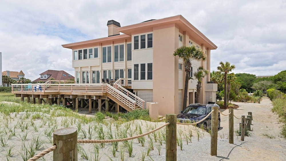 Welcome To Our Stunning Oceanfront Family Beach House 4 Bedroom Home by Peace Vacations