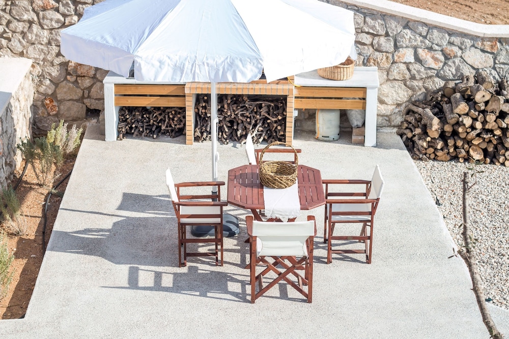 Francis & Gregorys Luxury Villas