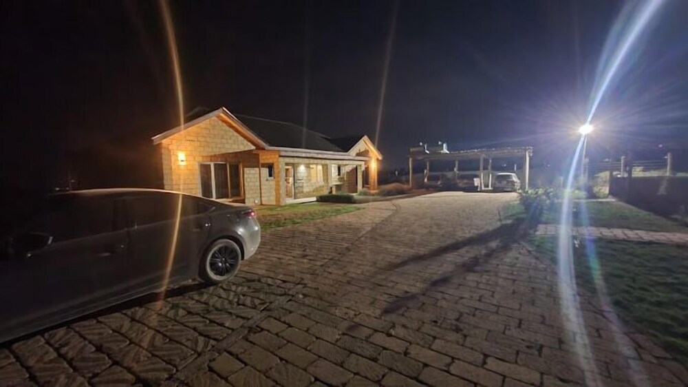 Lux Suites Leilani Annex Naivasha