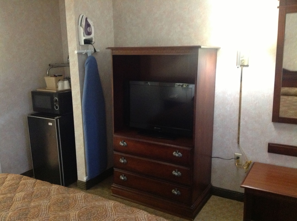 Colonial Inn & Suites /Airport/Graceland, photo 29