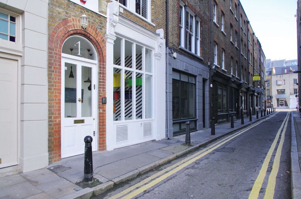 The London Agent Clerkenwell Albemarle