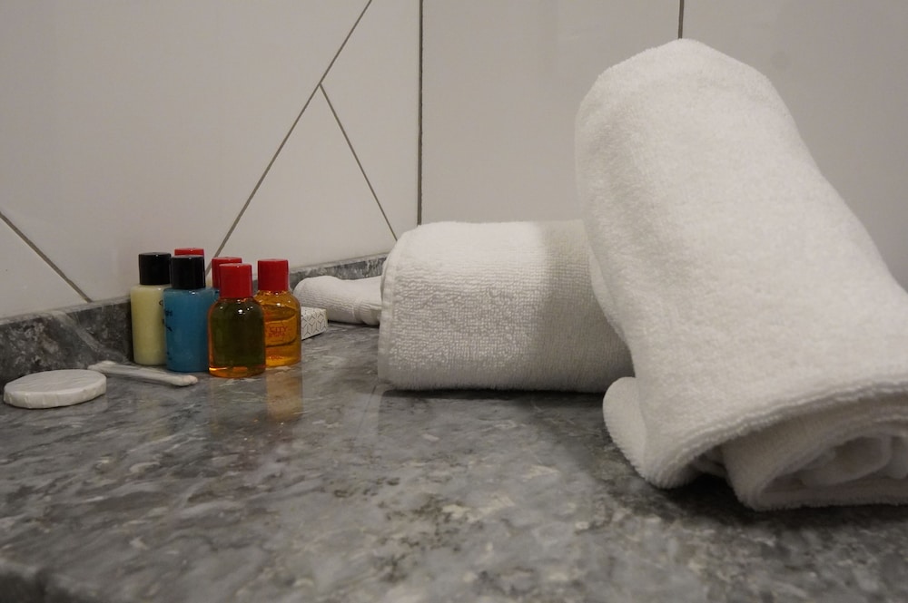 King City Otel - Image 53