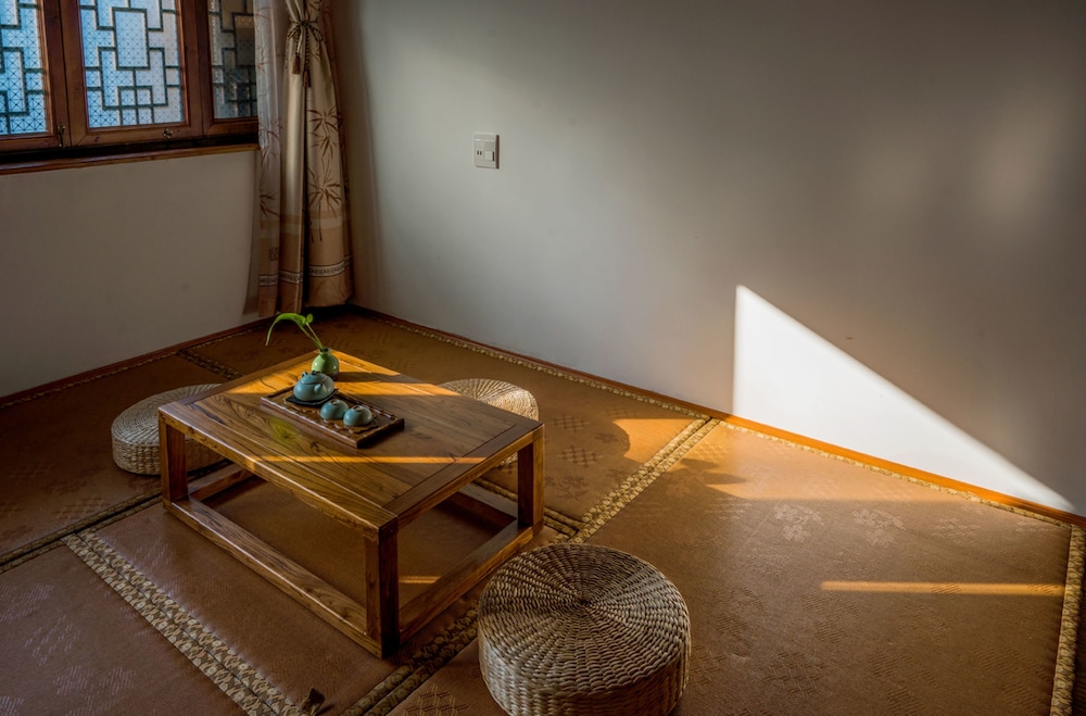 Lanting Yishi Inn