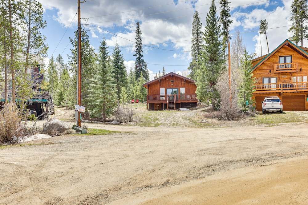Serene Grand Lake Vacation Rental w/ Private Deck! view 4
