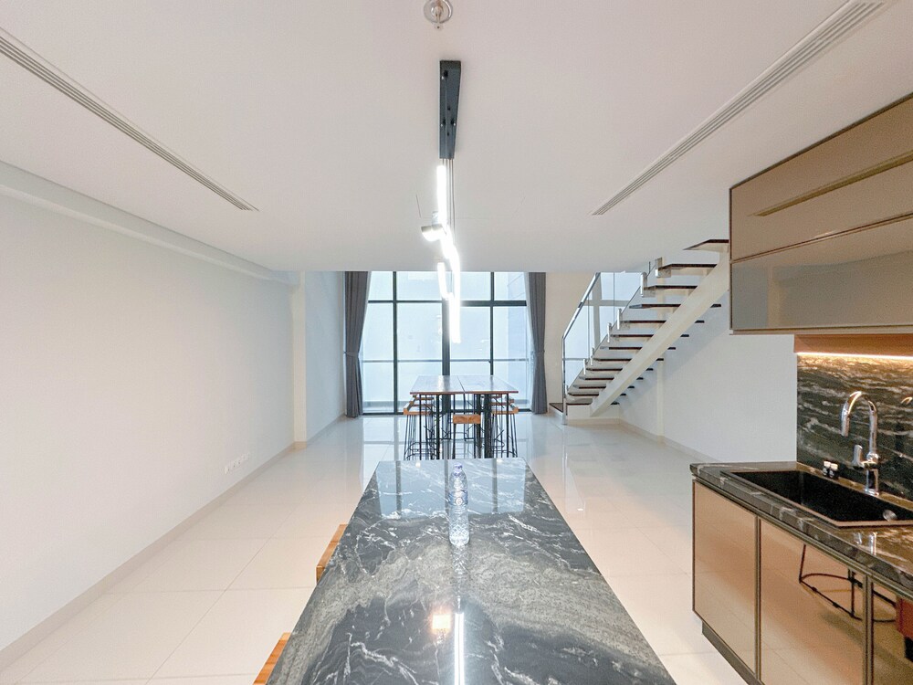 Spacious and Modern Studio SOHO Apartment at VieLoft SOHO and SKY Residence