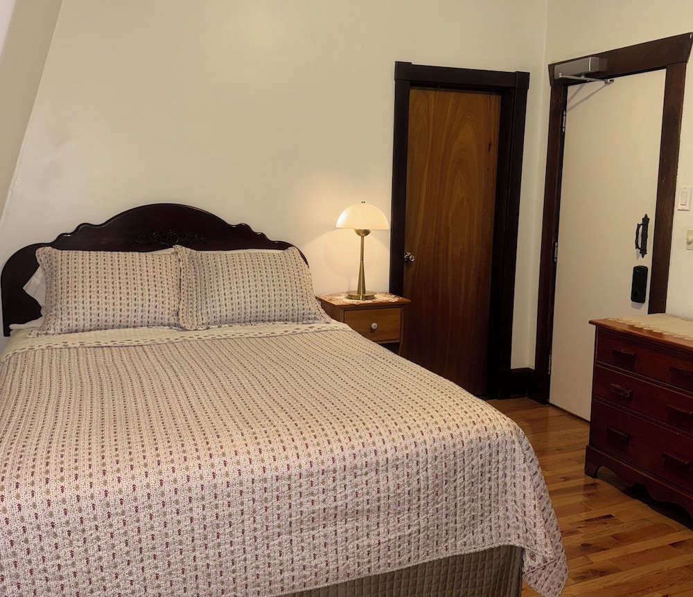 Royal Hotel Sydney