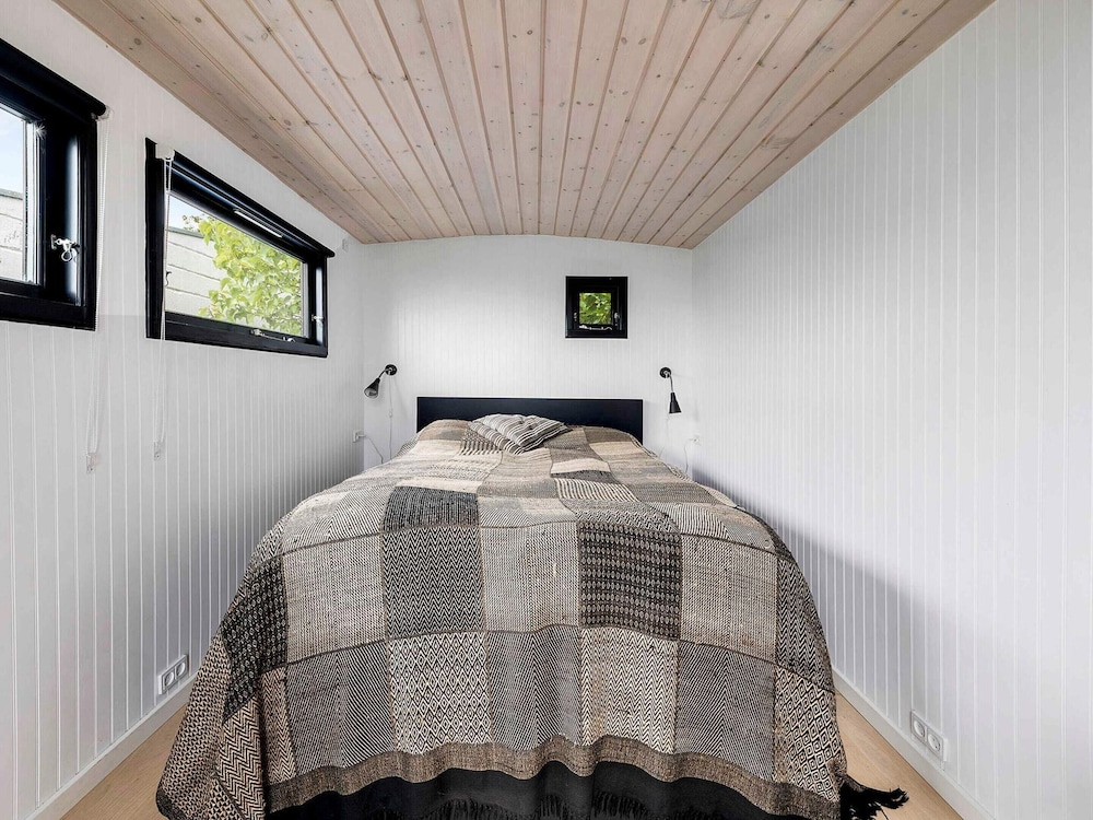 5 Star Holiday Home in Gudhjem