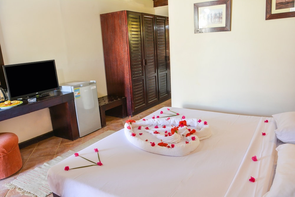 Abu Dabbab Lodge view 3