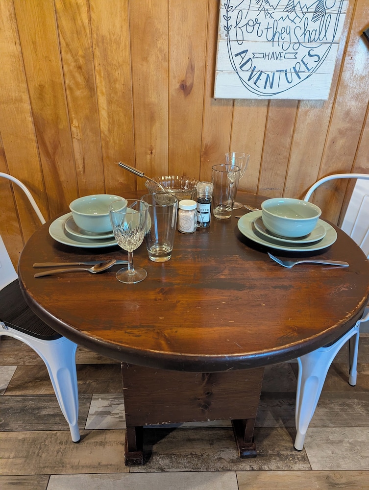 Feather Nest Inn