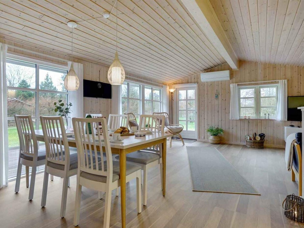 5 Star Holiday Home in Saeby