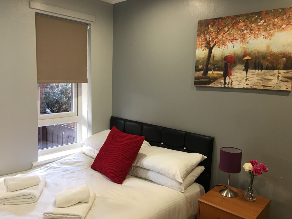 Glasgow Charing Cross Apartments