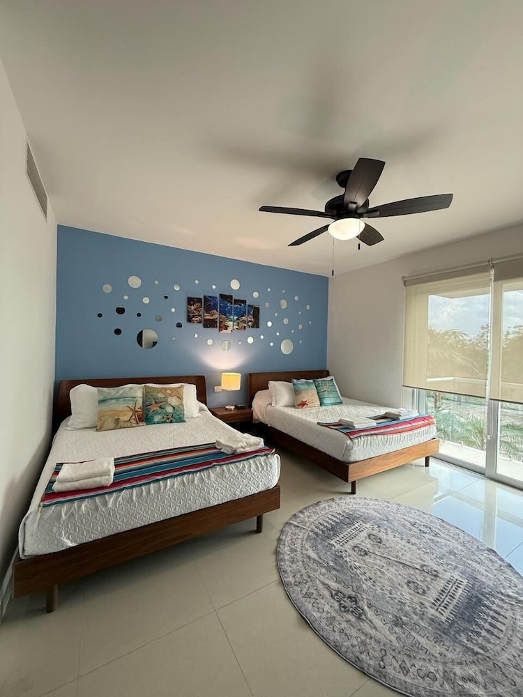 New Casa Paradise Ocean View 2 Bedroom Apts