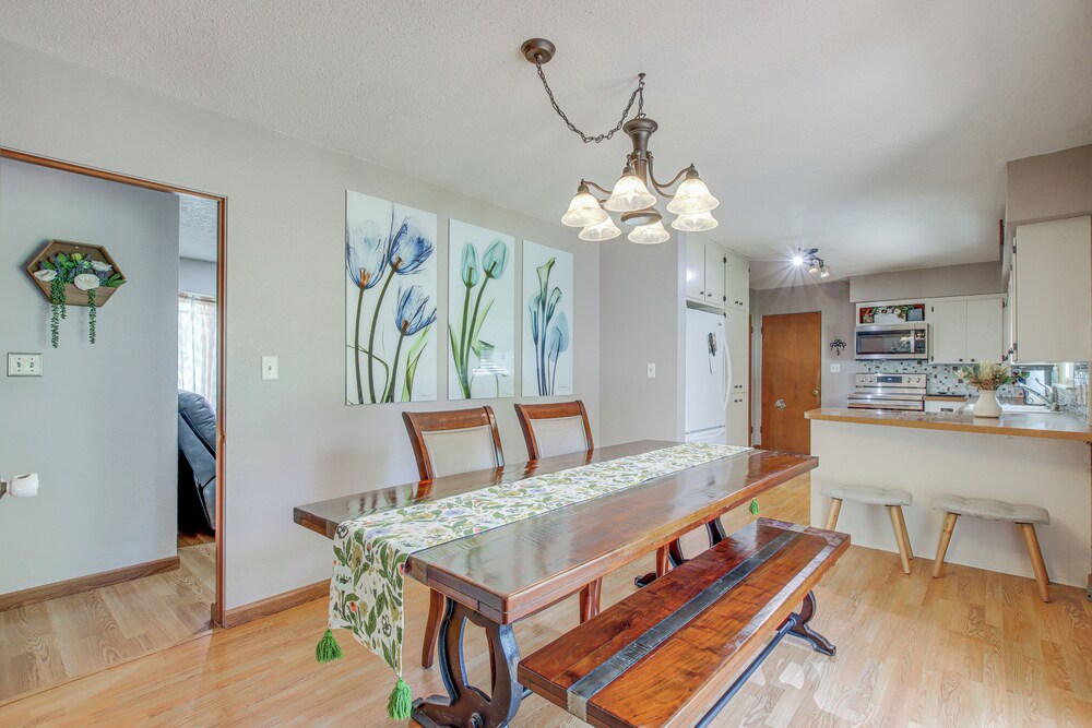 Walk to Park: Waterloo Home w/ Furnished Deck