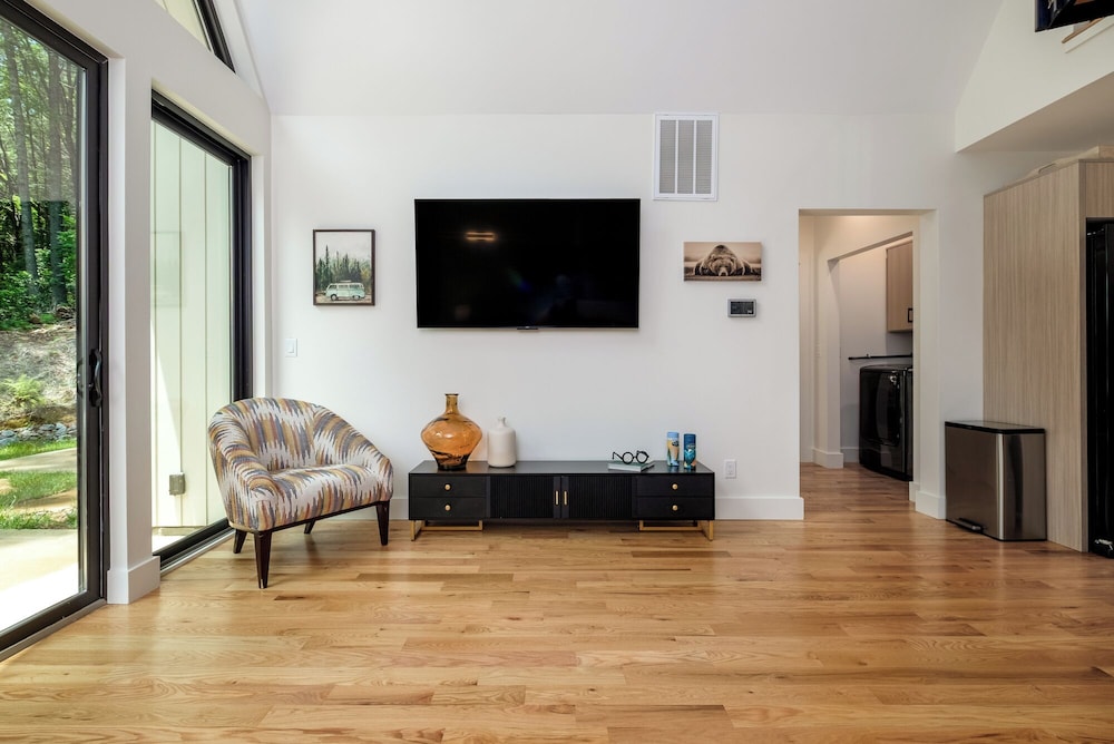 Luxury Home - The Bungalow