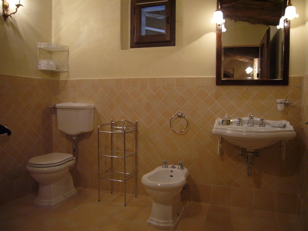 Borgo Storico Cisterna