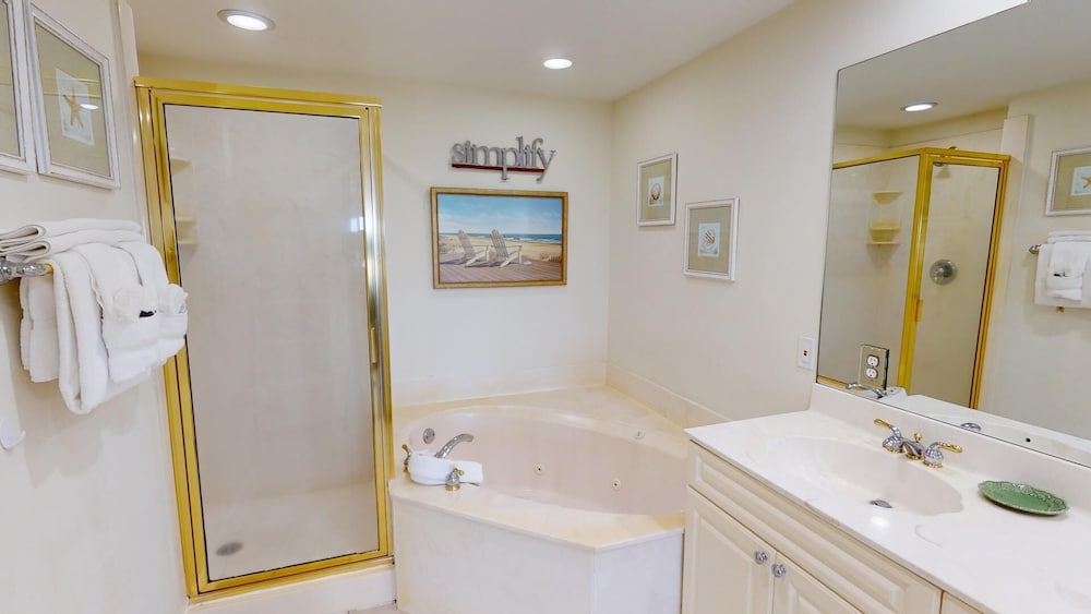 Sandpiper 2 by Tybee Vacation Rentals
