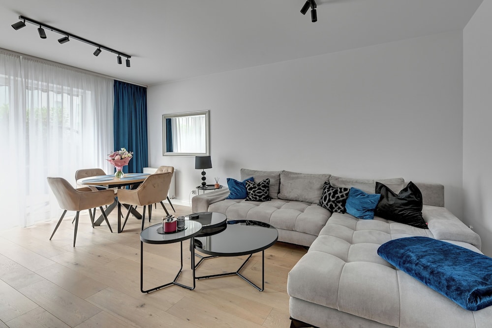 Amber Port 11 by Grand Apartments