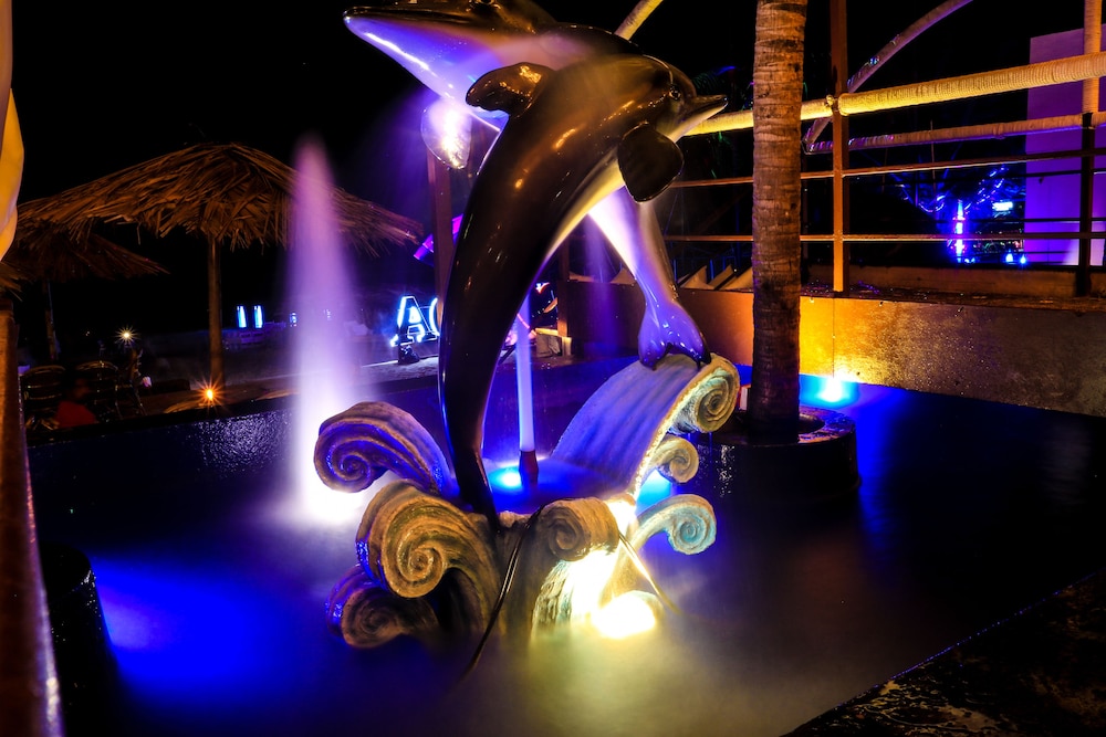 18 Degrees Beach Resort